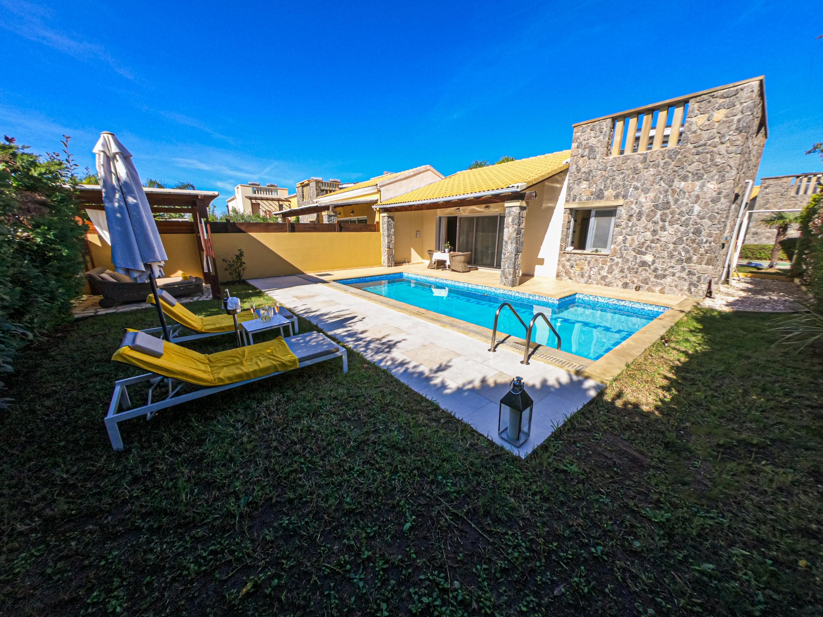 Restia Suites Exclusive Resort (Adults Only) Αχαράβη Εξωτερικό φωτογραφία